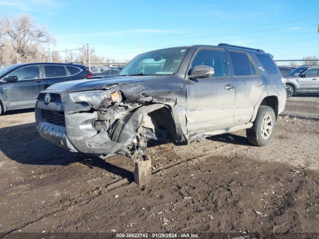 Photo 1 VIN: JTEBU5JR2K5697731 - TOYOTA 4RUNNER 