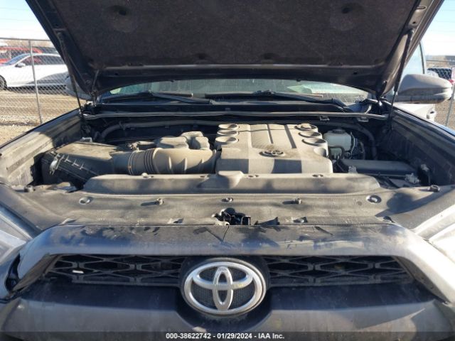 Photo 9 VIN: JTEBU5JR2K5697731 - TOYOTA 4RUNNER 