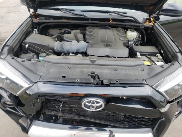 Photo 6 VIN: JTEBU5JR2K5731165 - TOYOTA 4RUNNER SR 