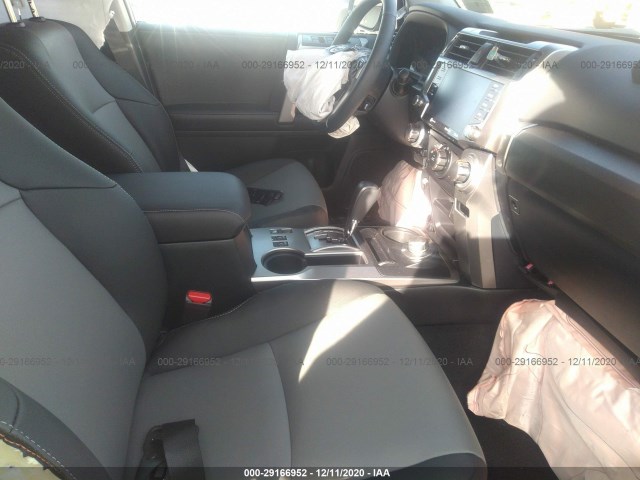 Photo 4 VIN: JTEBU5JR2L5738490 - TOYOTA 4RUNNER 