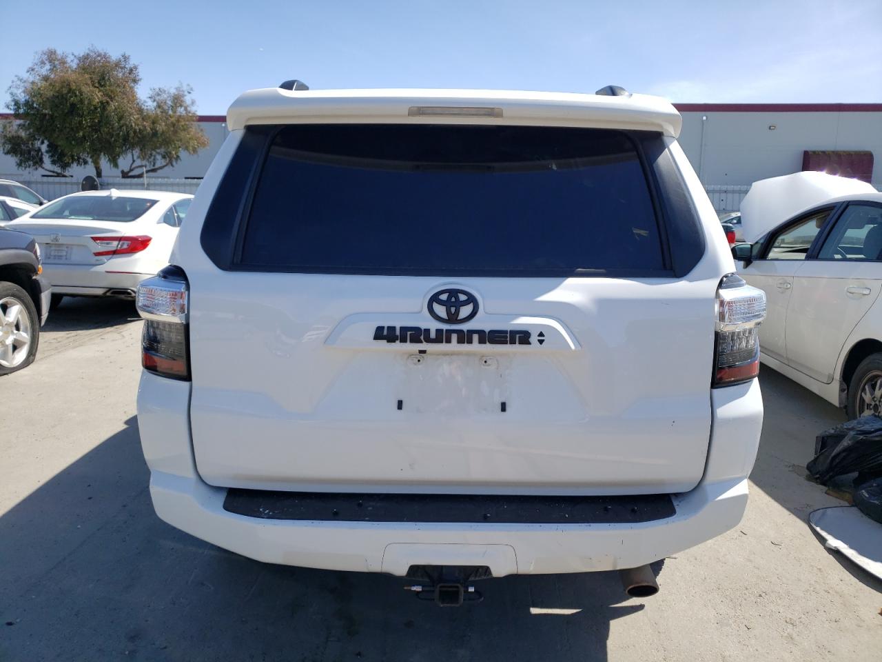 Photo 5 VIN: JTEBU5JR2L5741230 - TOYOTA 4RUNNER 