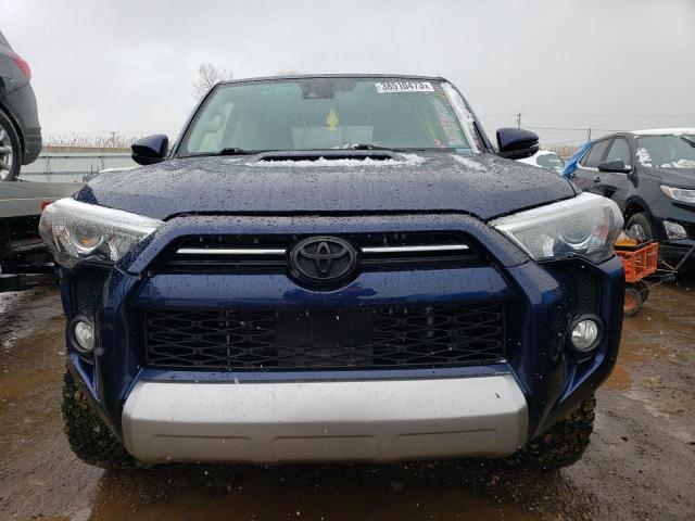 Photo 4 VIN: JTEBU5JR2L5772137 - TOYOTA 4RUNNER SR 