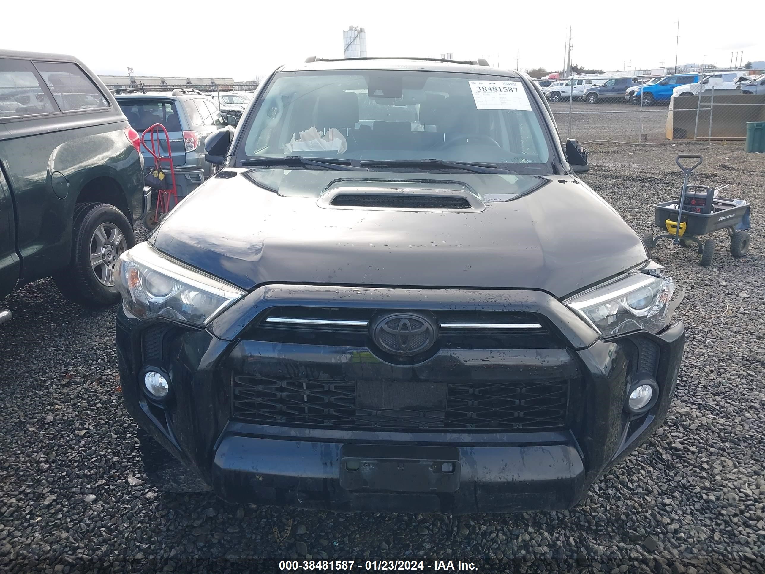 Photo 12 VIN: JTEBU5JR2L5774289 - TOYOTA 4RUNNER 