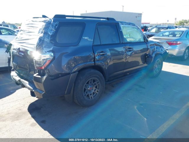 Photo 3 VIN: JTEBU5JR2L5814970 - TOYOTA 4RUNNER 