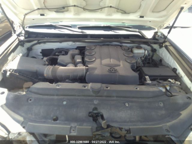 Photo 9 VIN: JTEBU5JR3B5047628 - TOYOTA 4RUNNER 