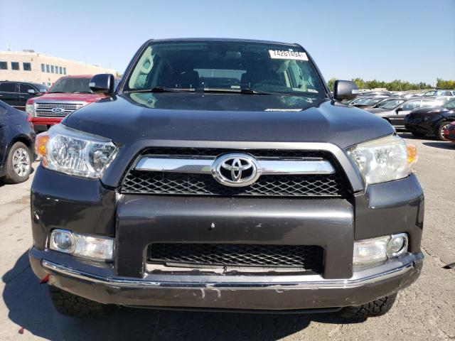 Photo 4 VIN: JTEBU5JR3C5098239 - TOYOTA 4RUNNER SR 