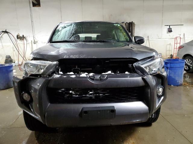 Photo 4 VIN: JTEBU5JR3E5181477 - TOYOTA 4RUNNER SR 