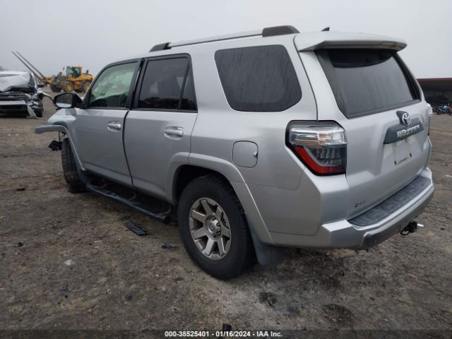 Photo 2 VIN: JTEBU5JR3F5212681 - TOYOTA 4RUNNER 