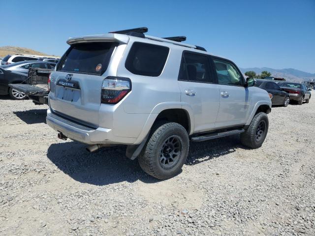 Photo 2 VIN: JTEBU5JR3F5224975 - TOYOTA 4RUNNER SR 