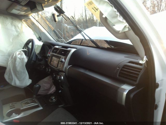 Photo 4 VIN: JTEBU5JR3G5312071 - TOYOTA 4RUNNER 