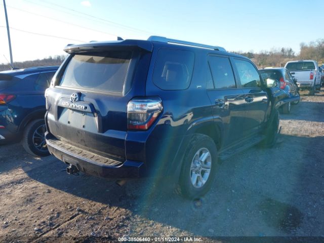 Photo 3 VIN: JTEBU5JR3G5387448 - TOYOTA 4RUNNER 