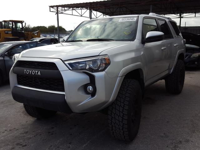 Photo 1 VIN: JTEBU5JR3H5410468 - TOYOTA 4RUNNER SR 