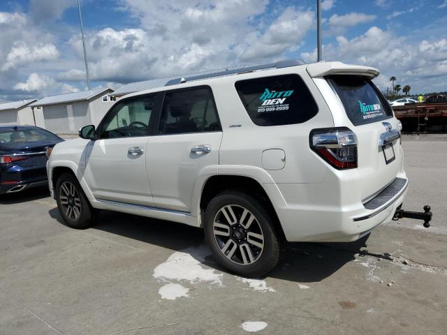 Photo 1 VIN: JTEBU5JR3H5442126 - TOYOTA 4RUNNER SR 