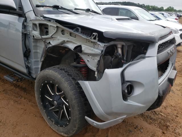 Photo 8 VIN: JTEBU5JR3H5457032 - TOYOTA 4RUNNER SR 