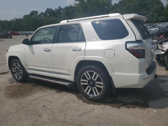 Photo 1 VIN: JTEBU5JR3H5458651 - TOYOTA 4RUNNER SR 