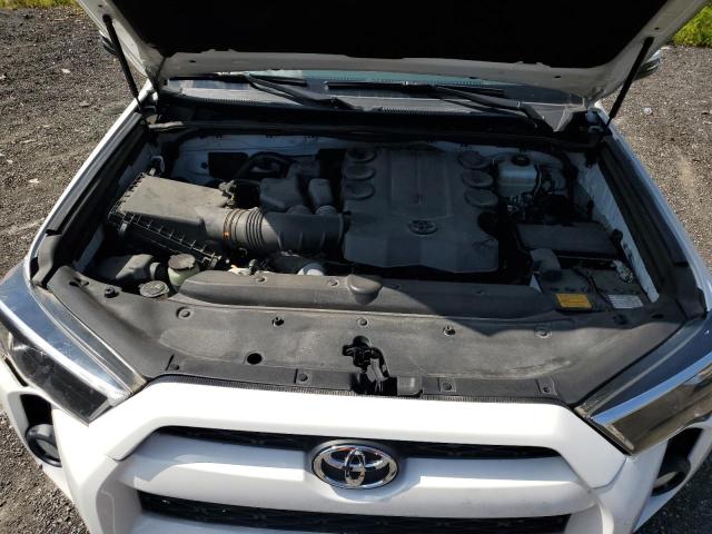 Photo 11 VIN: JTEBU5JR3H5469763 - TOYOTA 4RUNNER SR 