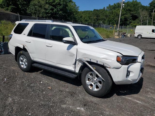 Photo 3 VIN: JTEBU5JR3H5469763 - TOYOTA 4RUNNER SR 