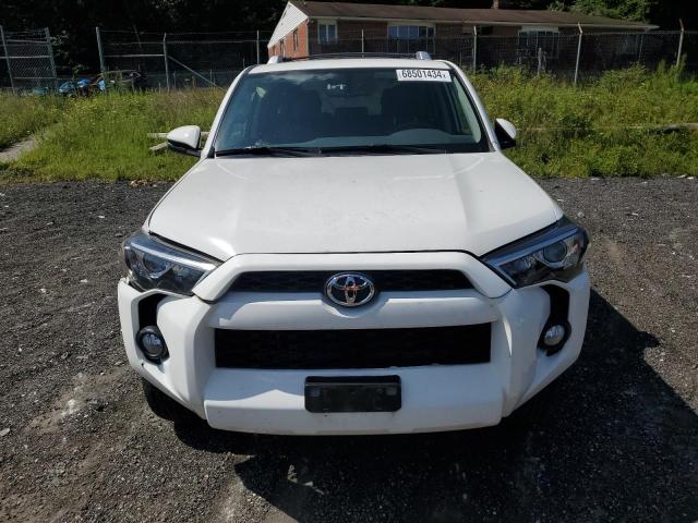 Photo 4 VIN: JTEBU5JR3H5469763 - TOYOTA 4RUNNER SR 