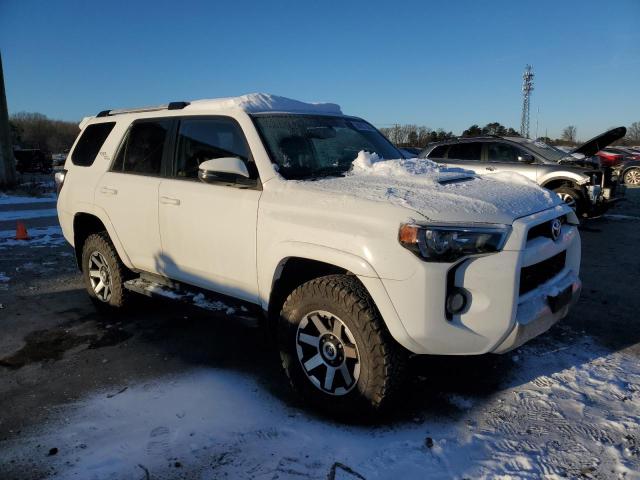 Photo 3 VIN: JTEBU5JR3H5473781 - TOYOTA 4RUNNER 