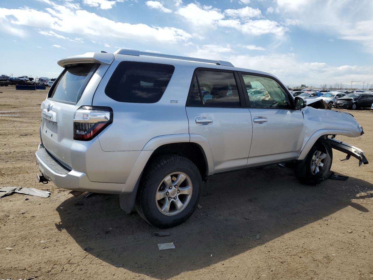 Photo 2 VIN: JTEBU5JR3J5493390 - TOYOTA 4RUNNER 