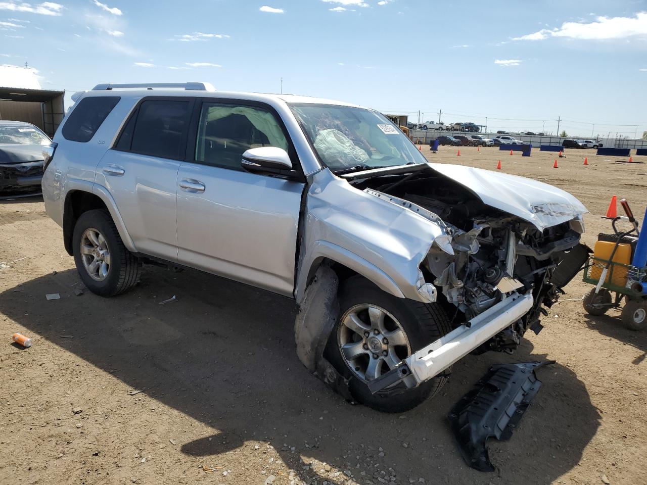 Photo 3 VIN: JTEBU5JR3J5493390 - TOYOTA 4RUNNER 