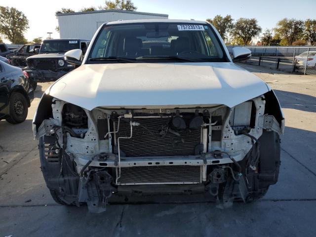 Photo 4 VIN: JTEBU5JR3J5494474 - TOYOTA 4RUNNER 