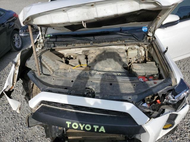 Photo 11 VIN: JTEBU5JR3J5511533 - TOYOTA 4RUNNER SR 