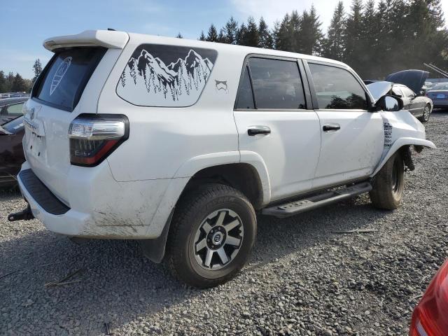 Photo 2 VIN: JTEBU5JR3J5511533 - TOYOTA 4RUNNER SR 