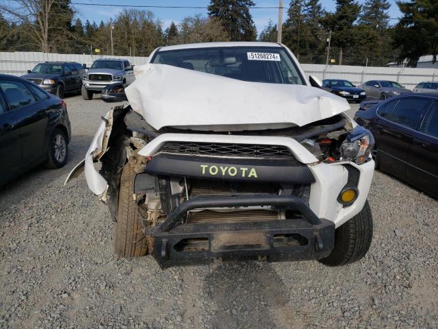 Photo 4 VIN: JTEBU5JR3J5511533 - TOYOTA 4RUNNER SR 