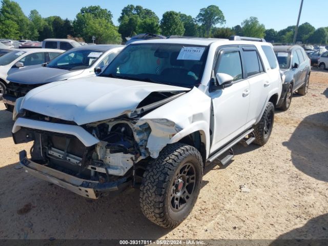 Photo 1 VIN: JTEBU5JR3J5522158 - TOYOTA 4RUNNER 