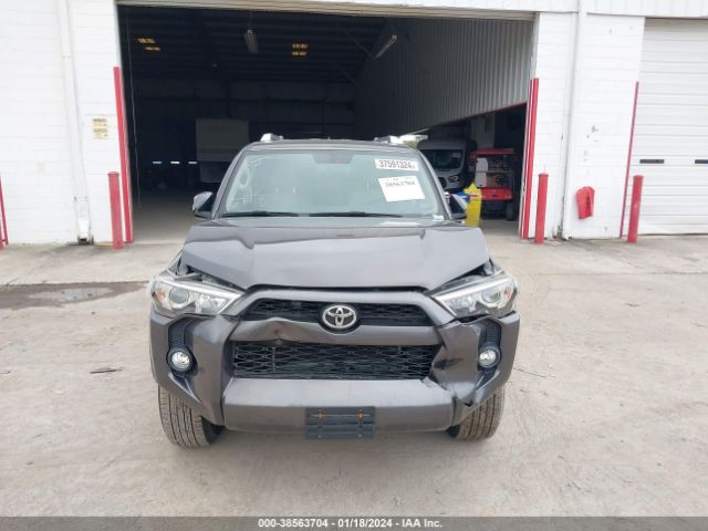 Photo 5 VIN: JTEBU5JR3J5526954 - TOYOTA 4RUNNER 