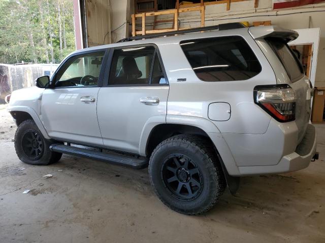 Photo 1 VIN: JTEBU5JR3J5538764 - TOYOTA 4RUNNER SR 