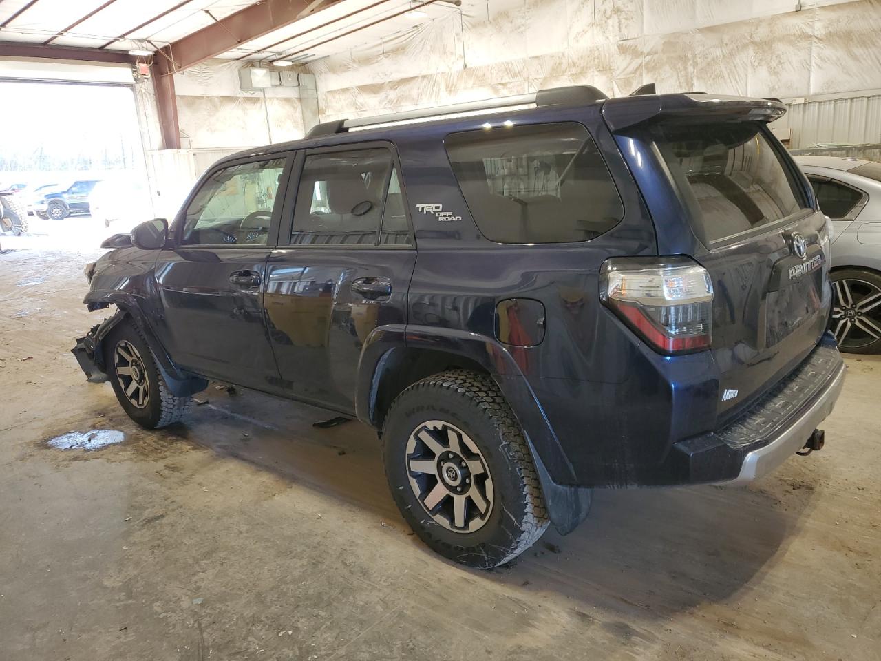 Photo 1 VIN: JTEBU5JR3J5555659 - TOYOTA 4RUNNER 