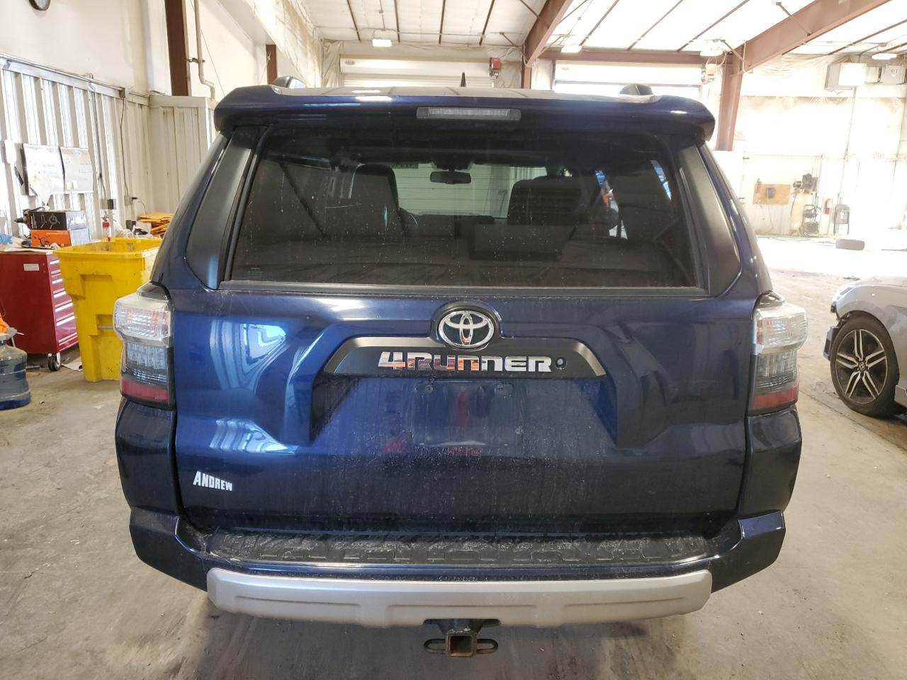 Photo 5 VIN: JTEBU5JR3J5555659 - TOYOTA 4RUNNER 