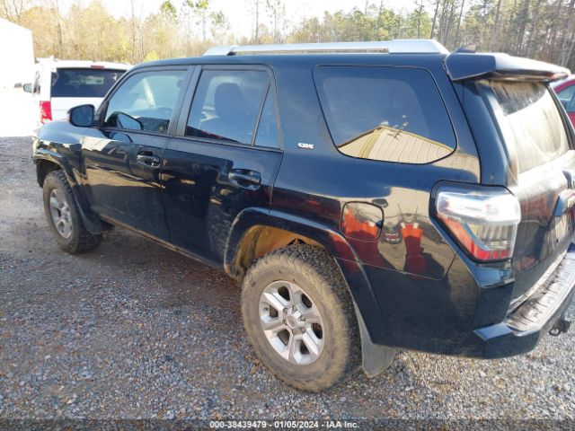 Photo 2 VIN: JTEBU5JR3J5569108 - TOYOTA 4RUNNER 