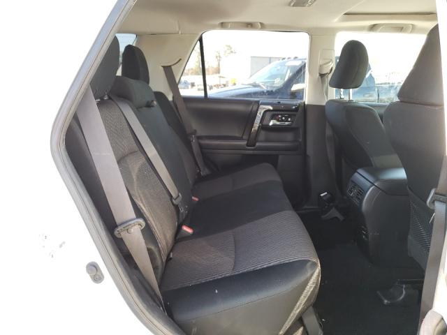 Photo 5 VIN: JTEBU5JR3J5577094 - TOYOTA 4RUNNER SR 