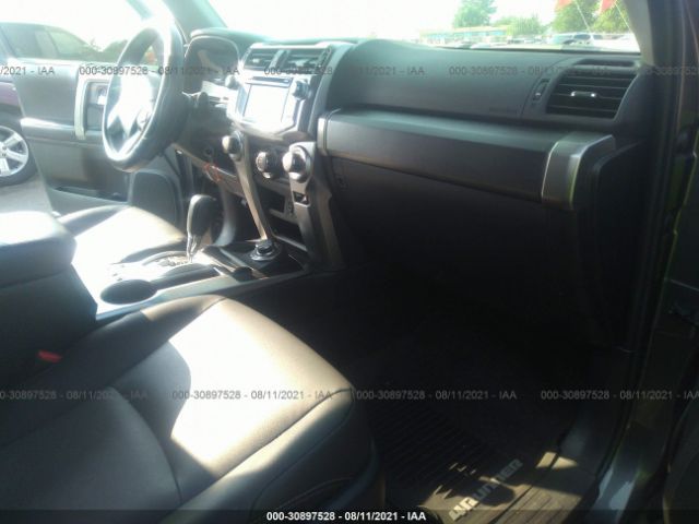 Photo 4 VIN: JTEBU5JR3J5603354 - TOYOTA 4RUNNER 