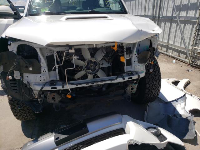 Photo 8 VIN: JTEBU5JR3K5631253 - TOYOTA 4RUNNER SR 