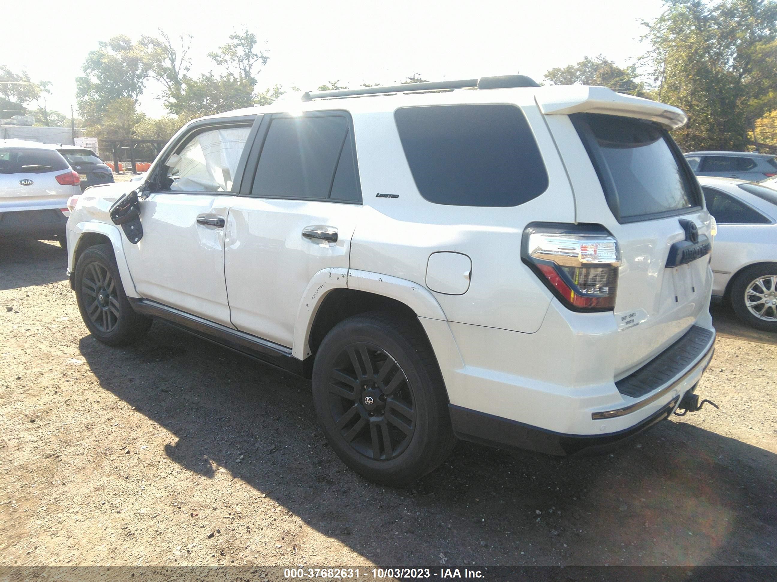 Photo 2 VIN: JTEBU5JR3K5652961 - TOYOTA 4RUNNER 