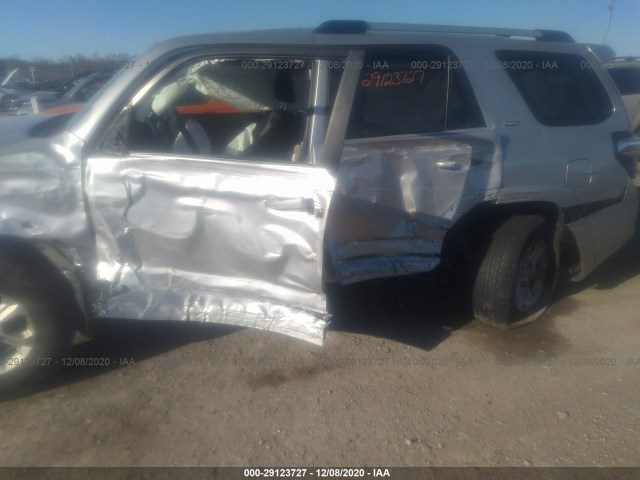 Photo 5 VIN: JTEBU5JR3K5659313 - TOYOTA 4RUNNER 