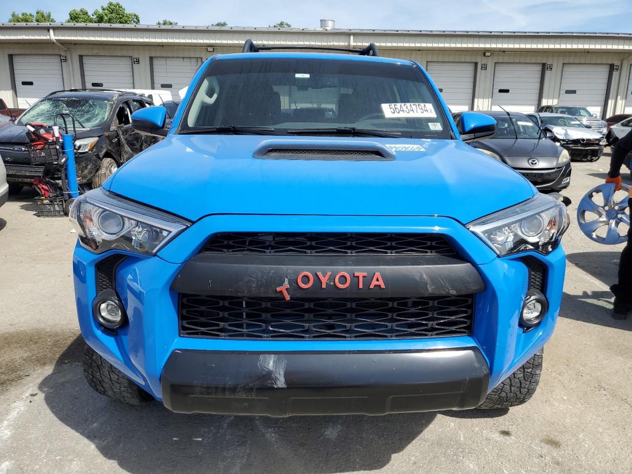 Photo 4 VIN: JTEBU5JR3K5675771 - TOYOTA 4RUNNER 