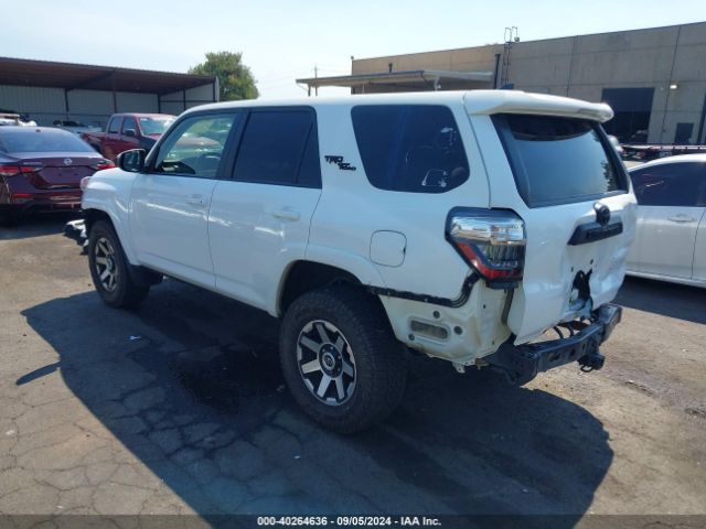 Photo 2 VIN: JTEBU5JR3L5738787 - TOYOTA 4RUNNER 