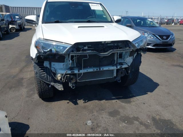 Photo 5 VIN: JTEBU5JR3L5738787 - TOYOTA 4RUNNER 