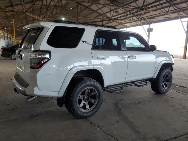 Photo 2 VIN: JTEBU5JR3L5783132 - TOYOTA 4RUNNER SR 