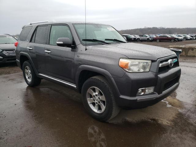 Photo 3 VIN: JTEBU5JR4A5017469 - TOYOTA 4RUNNER SR 