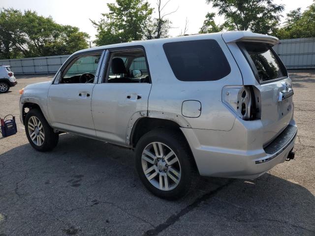 Photo 1 VIN: JTEBU5JR4B5035827 - TOYOTA 4RUNNER SR 