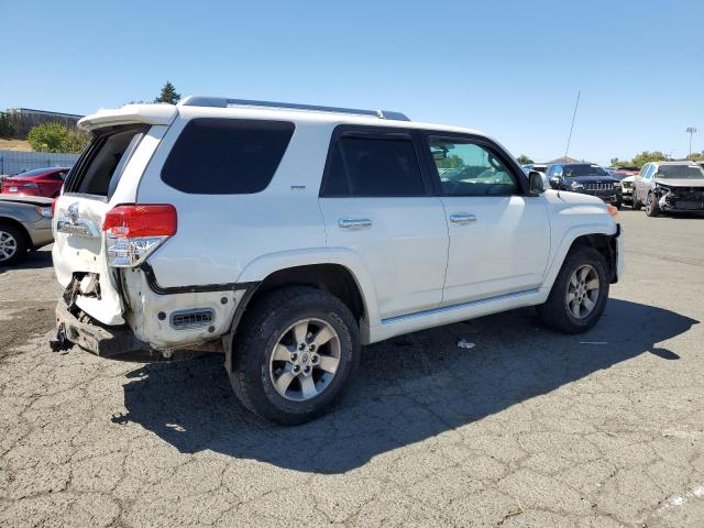 Photo 2 VIN: JTEBU5JR4B5057052 - TOYOTA 4RUNNER 