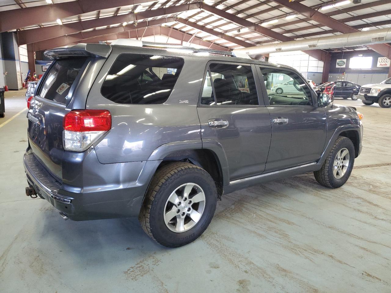 Photo 2 VIN: JTEBU5JR4B5060016 - TOYOTA 4RUNNER 