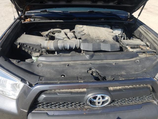 Photo 6 VIN: JTEBU5JR4B5068052 - TOYOTA 4RUNNER SR 