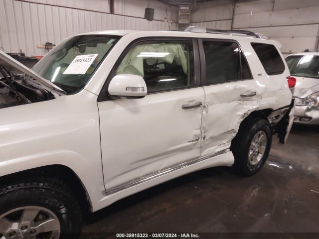 Photo 5 VIN: JTEBU5JR4C5091865 - TOYOTA 4RUNNER 